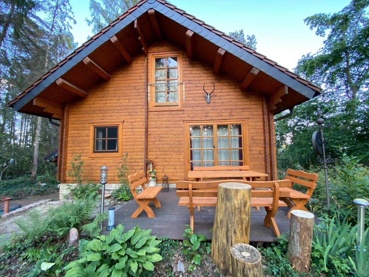 Waldhaus Eichhoernchen บาด ชมีดีแบร์ก ภายนอก รูปภาพ