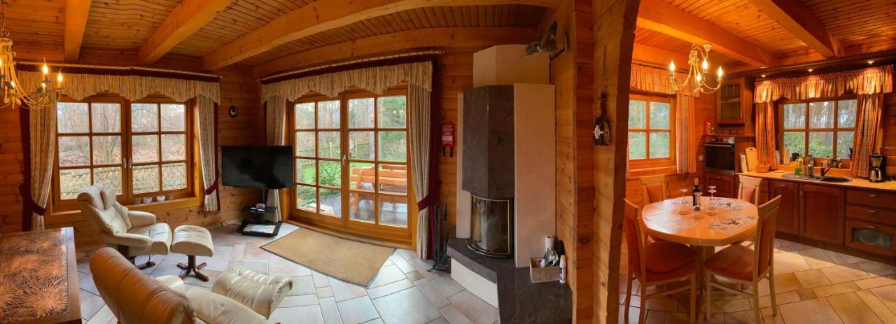 Waldhaus Eichhoernchen บาด ชมีดีแบร์ก ภายนอก รูปภาพ